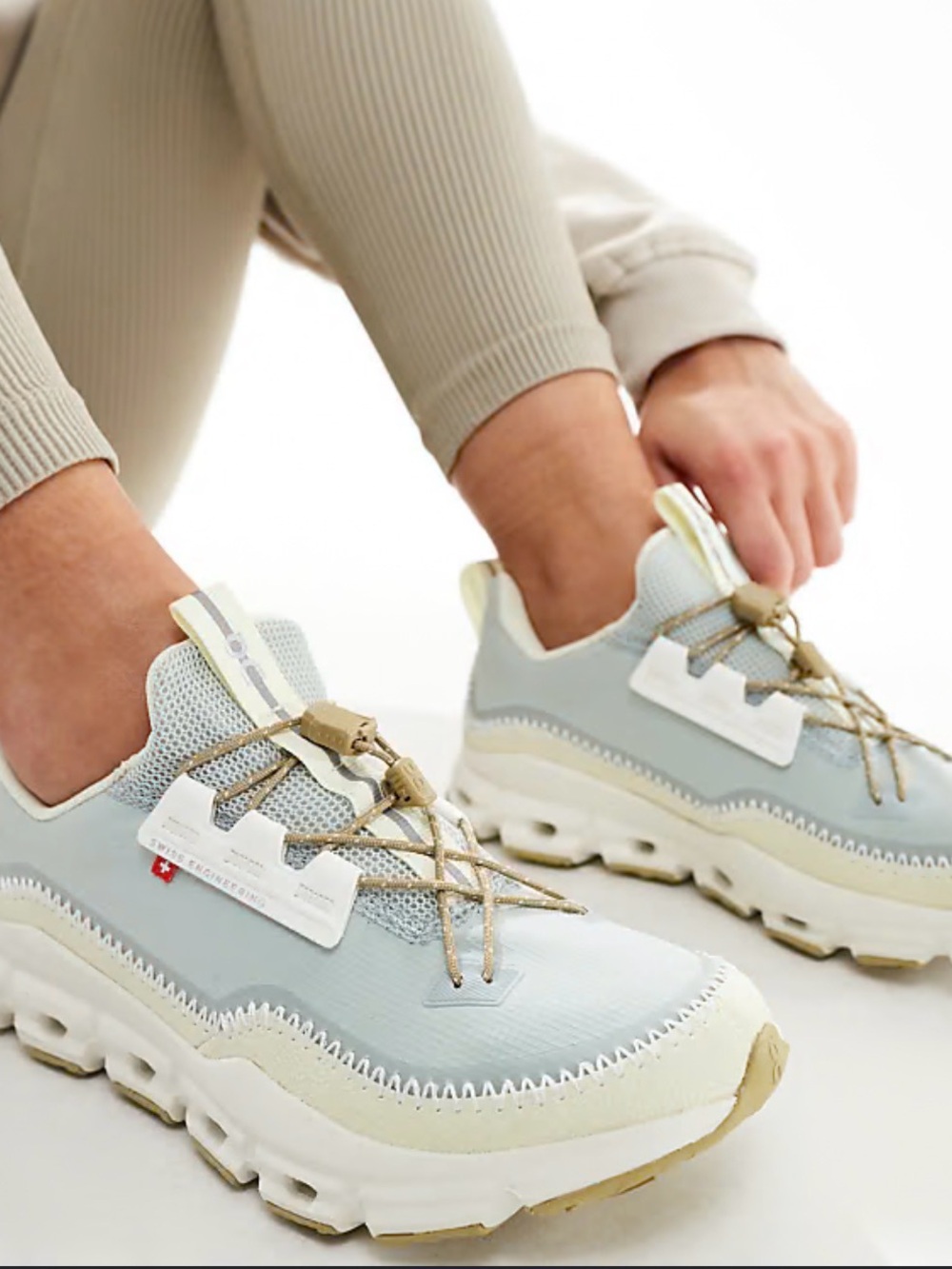 ON Cloudaway Sneaker in Glacier & Seedling